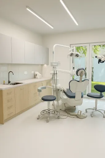 Masny Clinic - Protetyka cyfrowa Implanty Stomatologia mikroskopowa Korony Dentysta Dr n. med. Maciej Masny